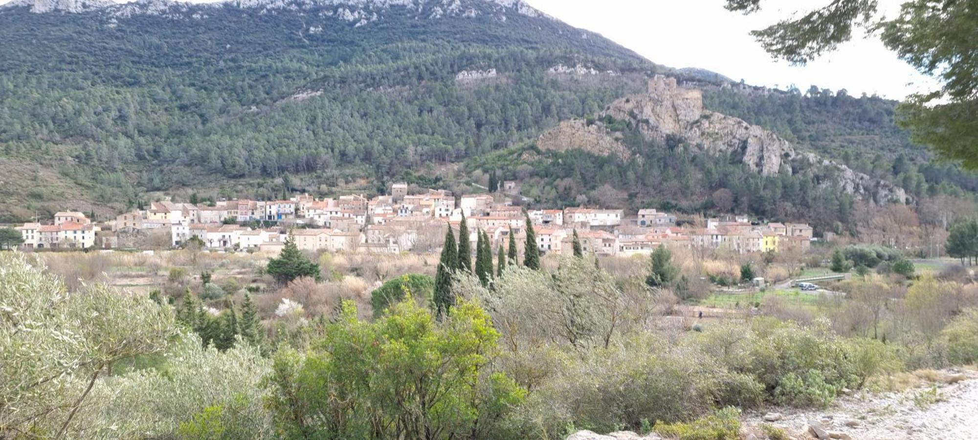 Gite Rue Tranquille Padern Exterior photo